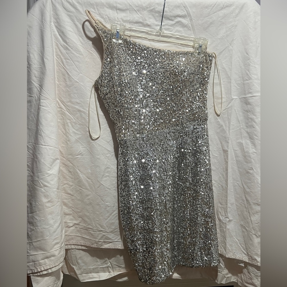 Sparkely dress